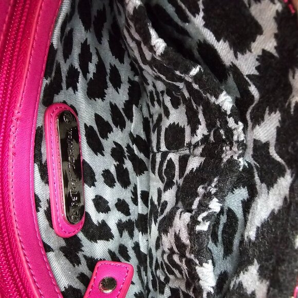 Betsey Johnson Studded Skull Cow Leather Clutch Pink Y2K Satchel Bag - Picture 6 of 10